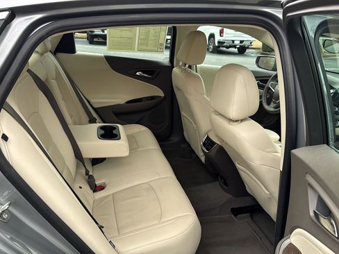 Used 2024 Chevrolet Malibu LT image 11