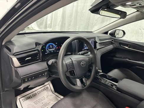 Used 2026 Toyota Camry LE FWD image 15