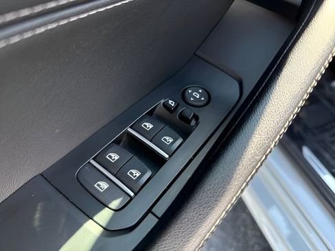 Certified 2024 BMW X6 xDrive40i w/ Premium Package image 11