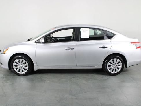Used 2015 Nissan Sentra S FWD image 13