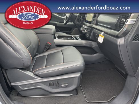 New 2026 Ford F350 Lariat w/ Black Appearance Package image 18