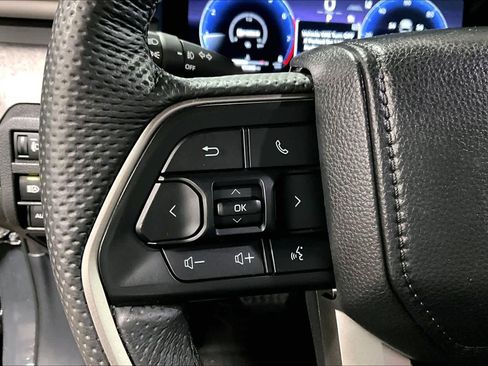 Used 2024 Toyota Tacoma Trailhunter Hybrid Double Cab image 21