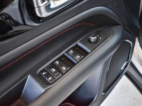 New 2026 Jeep Compass Trailhawk w/ Sun, Sound & Navigation Group image 22