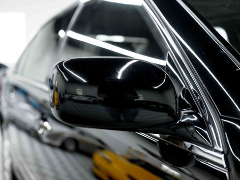 Used 2004 Lexus LS 430 RWD image 19