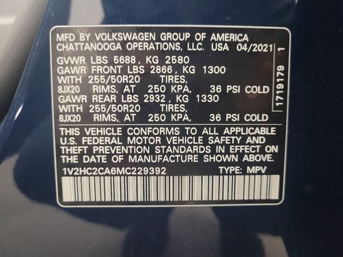 Used 2021 Volkswagen Atlas Cross Sport SE image 33