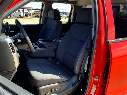 Used 2019 Chevrolet Silverado 1500 LT w/ Texas Edition AWD/4WD image 7
