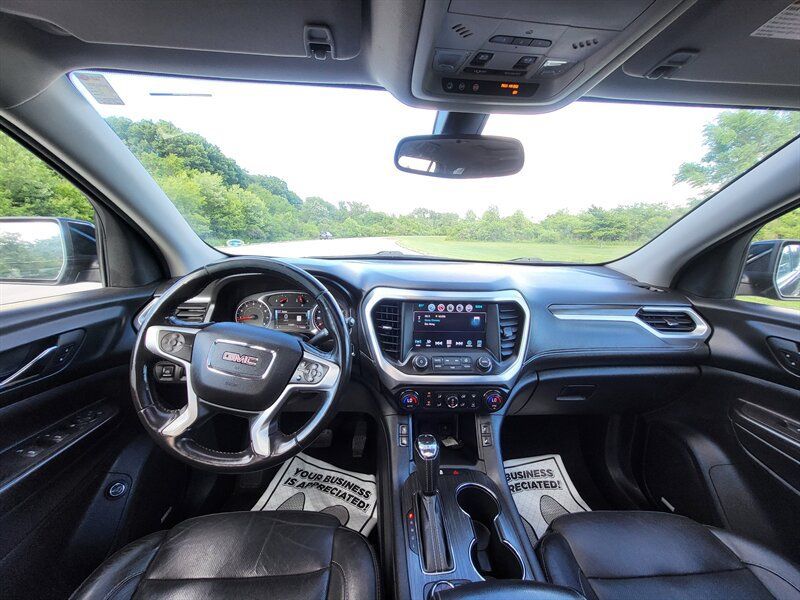 Used 2018 GMC Acadia SLT AWD/4WD image 12