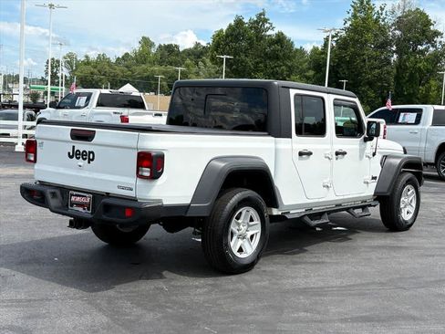 Used 2020 Jeep Gladiator Sport w/ Quick Order Package 24S AWD/4WD image 3