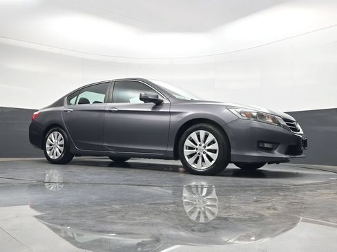 Used 2015 Honda Accord EX-L image 38