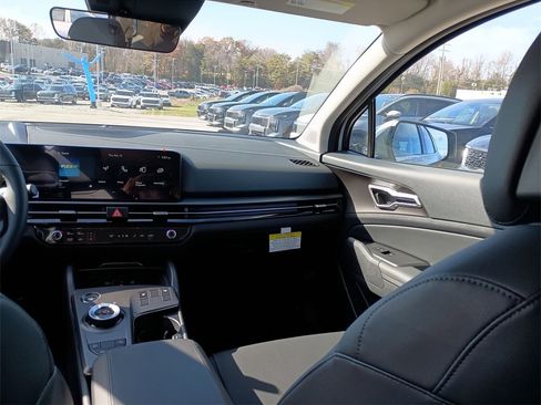 New 2026 Kia Sportage EX w/ EX Panoramic Sunroof Package image 11