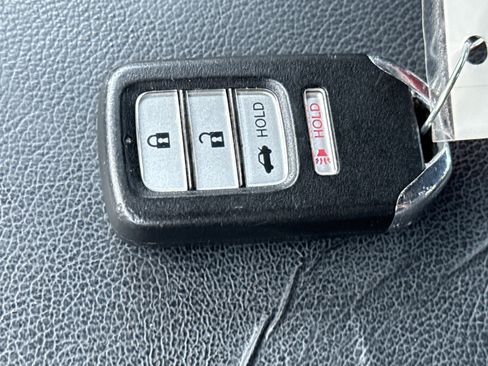 Used 2018 Honda Accord Sport image 33