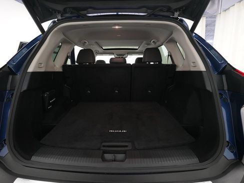 Certified 2023 Nissan Rogue SV w/ SV Premium B Package AWD/4WD image 10