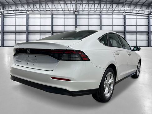New 2026 Honda Accord LX image 6