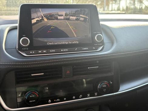 Certified 2023 Nissan Rogue SV w/ SV Premium B Package image 10