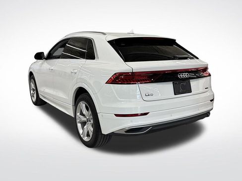 Used 2022 Audi Q8 Premium Plus image 3