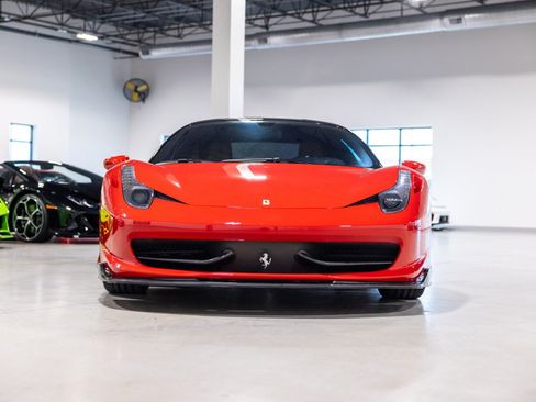 Used 2012 Ferrari 458 Italia Coupe RWD image 2