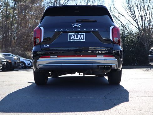 Used 2023 Hyundai Palisade Calligraphy image 6