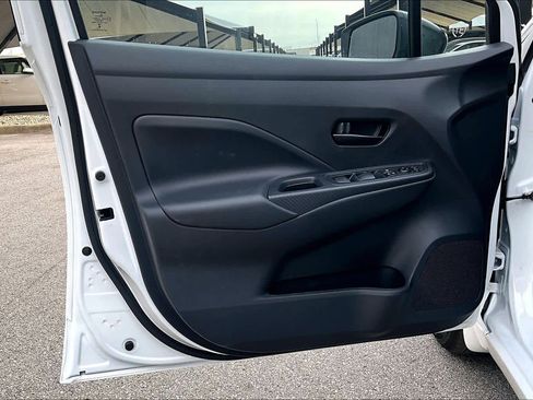 New 2025 Nissan Versa S image 13