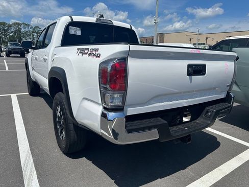Used 2023 Toyota Tacoma TRD Off-Road RWD image 3