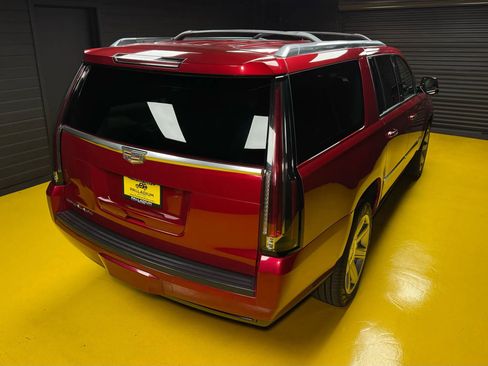 Used 2015 Cadillac Escalade ESV Premium image 56