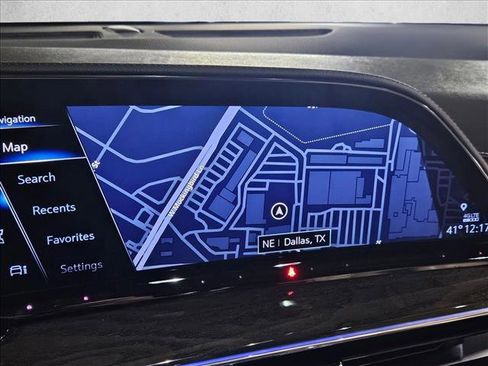 Used 2023 Cadillac Escalade ESV Premium Luxury w/ Performance Package image 13