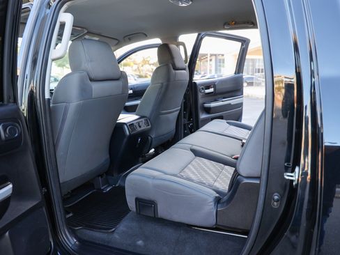 Used 2020 Toyota Tundra SR5 w/ SR5 Upgrade Package image 40