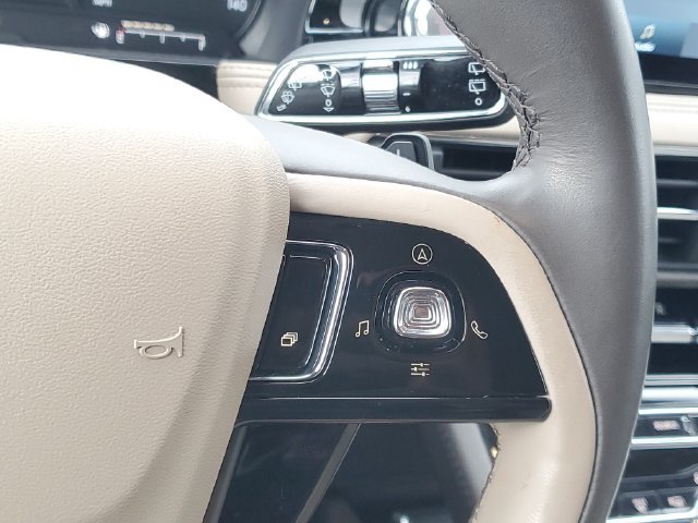 Used 2021 Lincoln Corsair FWD image 23