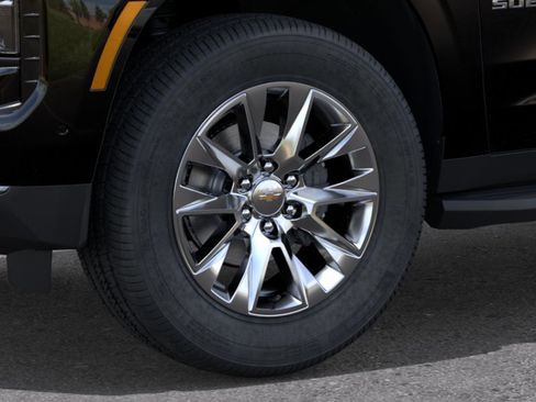 New 2026 Chevrolet Suburban Premier RWD image 9