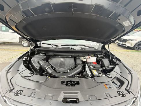 New 2026 Chevrolet Traverse LT w/ Sun and Wheel Package FWD image 29