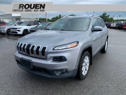 Used 2014 Jeep Cherokee Latitude w/ Comfort/Convenience Group AWD/4WD image 1