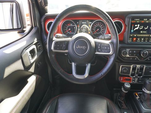 Used 2021 Jeep Wrangler Unlimited Rubicon AWD/4WD image 17