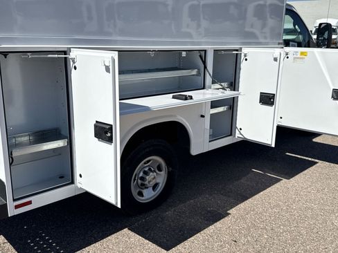 New 2024 Chevrolet Express 3500 w/ Power Convenience Package image 21