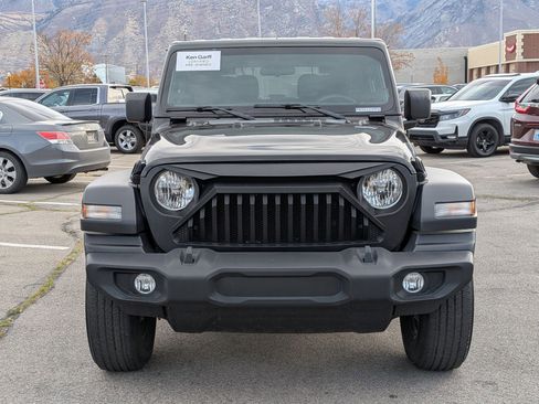 Used 2023 Jeep Wrangler Sport image 11