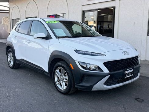 Used 2022 Hyundai Kona SE image 1