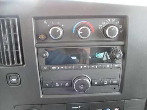 Used 2023 Chevrolet Express 3500 LS RWD image 12
