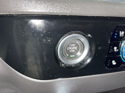 Used 2023 GMC Sierra 1500 SLT w/ SLT Premium Package image 26