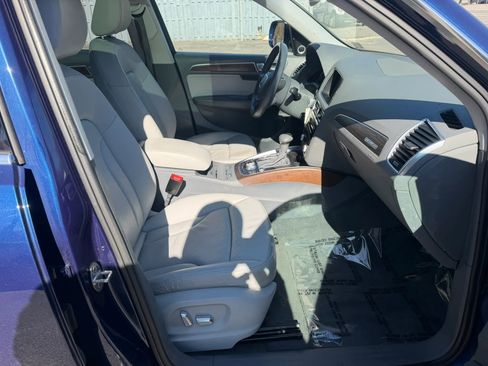 Used 2016 Audi Q5 2.0T Premium Plus w/ Technology Package image 18