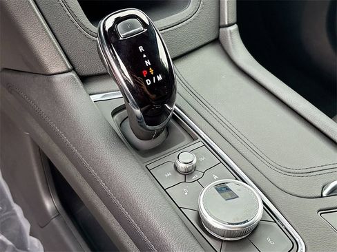 Used 2024 Cadillac XT6 Sport w/ Technology Package image 17