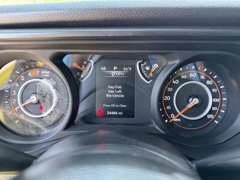 Used 2024 Jeep Wrangler Unlimited Sport AWD/4WD image 35
