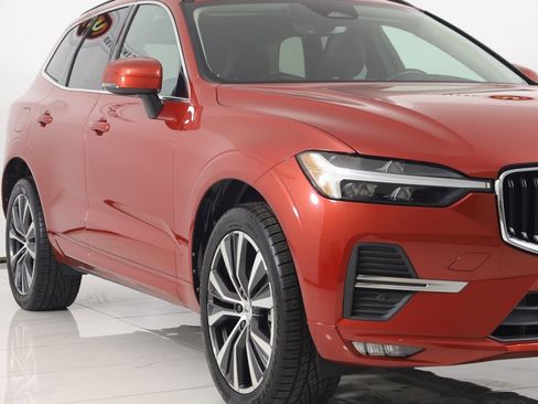 Used 2022 Volvo XC60 B5 Momentum image 40