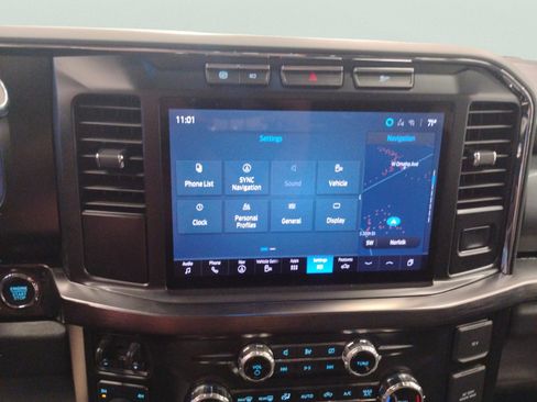 Used 2024 Ford F250 Lariat w/ Chrome Package image 20