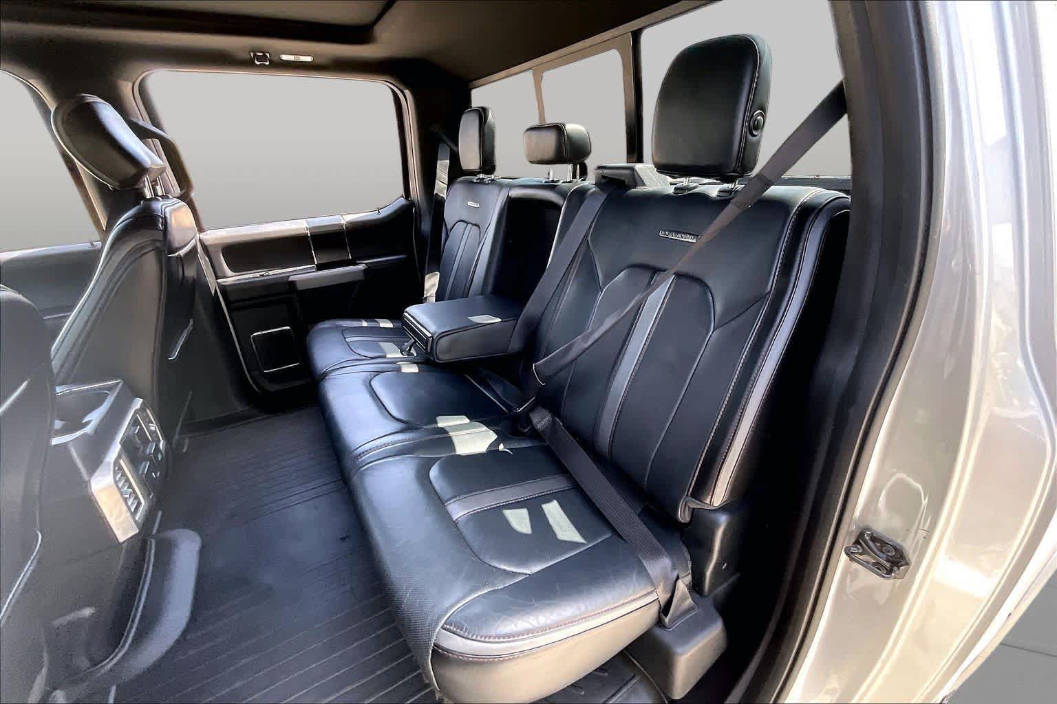 Used 2018 Ford F150 Platinum w/ Equipment Group 701A Luxury AWD/4WD image 20