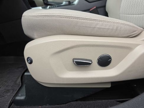 Used 2018 Ford Explorer 4WD image 17