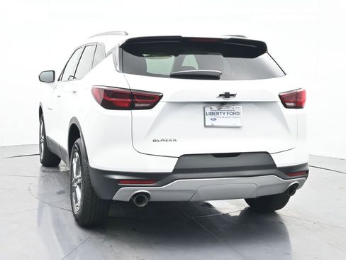 Used 2023 Chevrolet Blazer LT w/ Convenience Package image 9