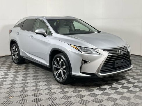 Used 2017 Lexus RX 350 FWD image 2