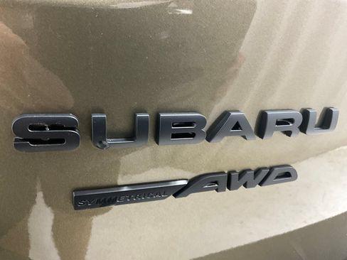 Used 2025 Subaru Outback Onyx Edition AWD/4WD image 25