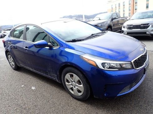 Used 2018 Kia Forte LX w/ LX Popular Package image 6