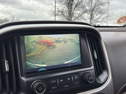 Used 2018 GMC Canyon SLT w/ Driver Alert Package image 22