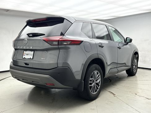 Used 2023 Nissan Rogue S AWD/4WD image 5