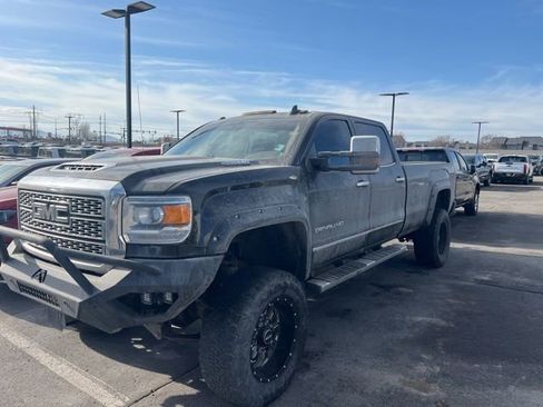 Used 2019 GMC Sierra 3500 Denali w/ Duramax Plus Package image 1